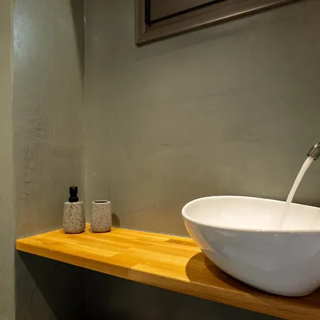 Alykes Urban Luxe Apartmán *