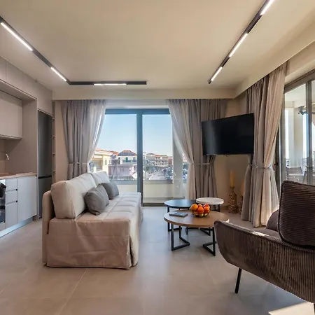 Alykes Urban Luxe Apartmán *